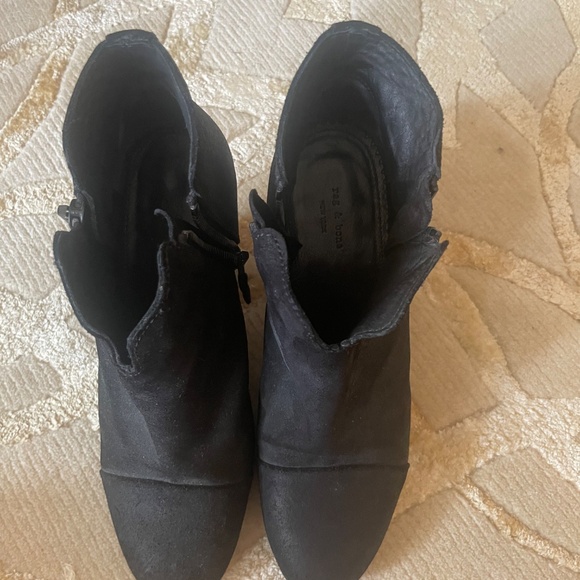 Black suede booties from rag and bone - Picture 6 of 8